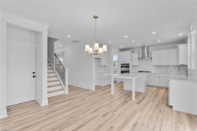 8601 Lemur Lane, Summerfield, NC 27358