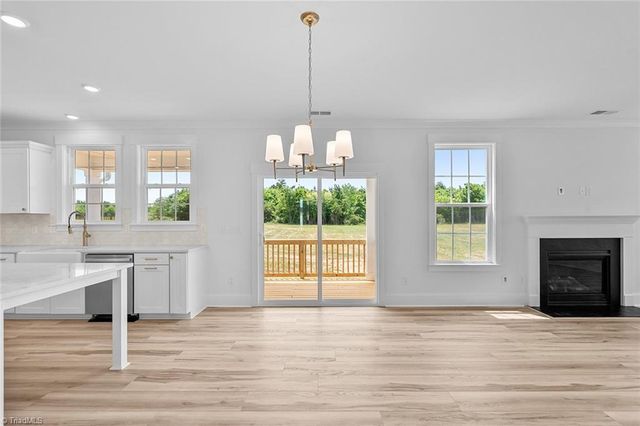 8601 Lemur Lane, Summerfield, NC 27358