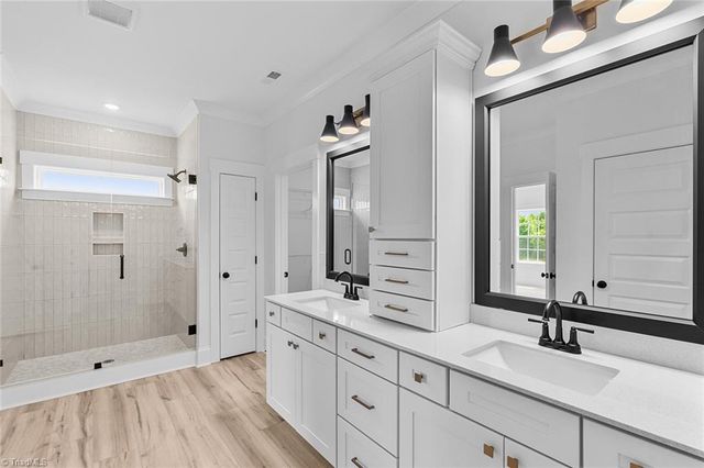 8601 Lemur Lane, Summerfield, NC 27358