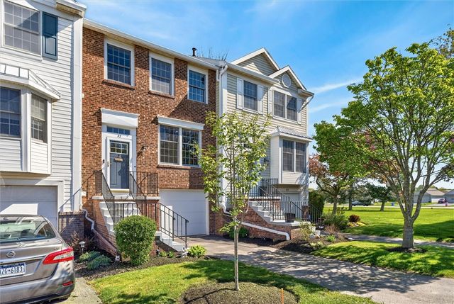 32 Jordache Lane, Ogden, NY 14559