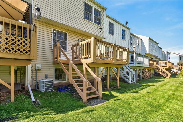 32 Jordache Lane, Ogden, NY 14559