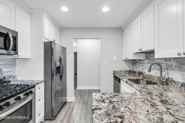 13 Jasmine Lane, Freehold, NJ 07728