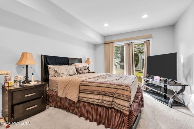 13 Jasmine Lane, Freehold, NJ 07728