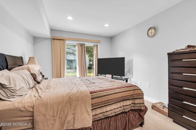 13 Jasmine Lane, Freehold, NJ 07728