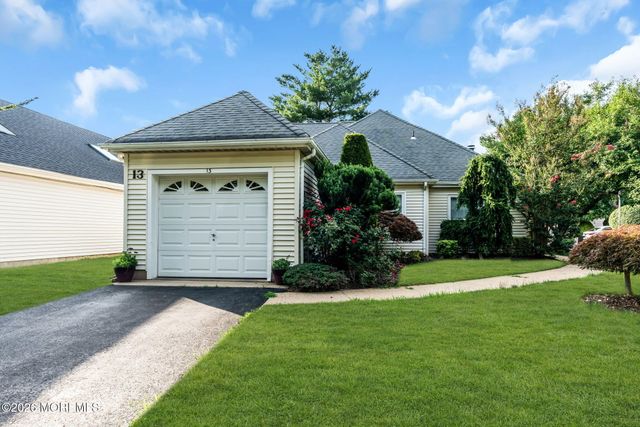 13 Jasmine Lane, Freehold, NJ 07728