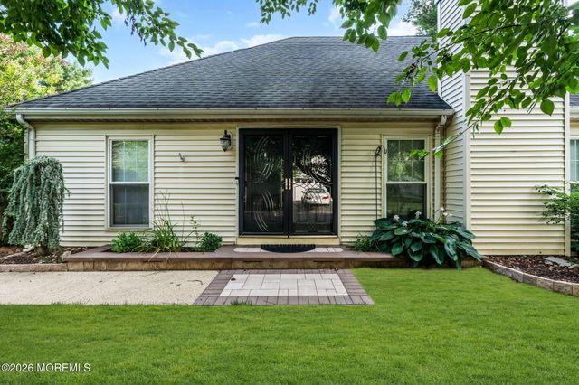 13 Jasmine Lane, Freehold, NJ 07728