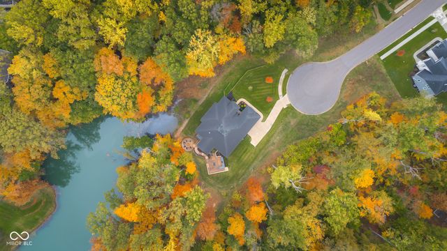 5059 Oak Ridge Trail, Columbus, IN 47201