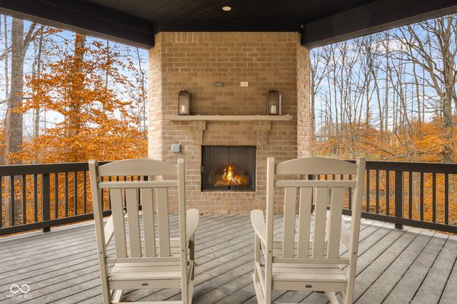 5059 Oak Ridge Trail, Columbus, IN 47201