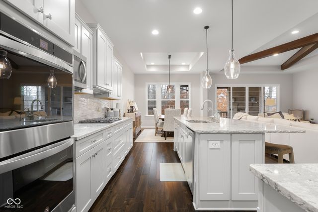 5059 Oak Ridge Trail, Columbus, IN 47201