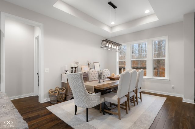 5059 Oak Ridge Trail, Columbus, IN 47201