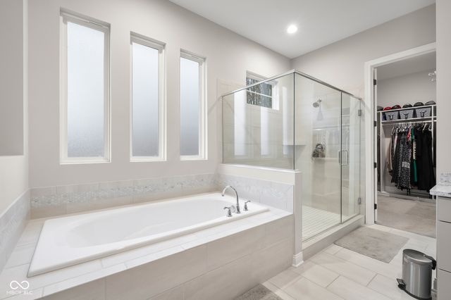 5059 Oak Ridge Trail, Columbus, IN 47201