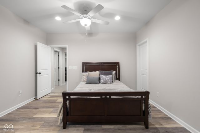 5059 Oak Ridge Trail, Columbus, IN 47201