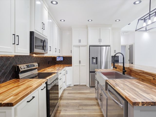 319 S Pecan Street, Bells, TX 75414