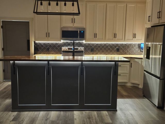 319 S Pecan Street, Bells, TX 75414