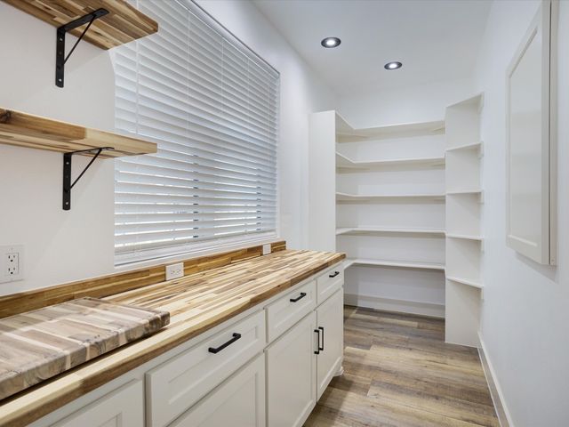 319 S Pecan Street, Bells, TX 75414