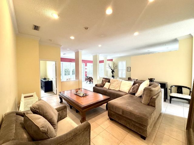 2871 SW Brighton Way, Palm City, FL 34990