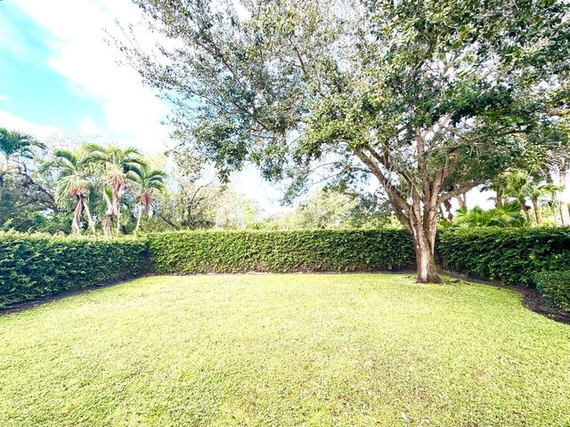 2871 SW Brighton Way, Palm City, FL 34990