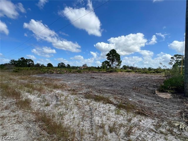 1226 Cellini ST E, Lehigh Acres, FL 33974