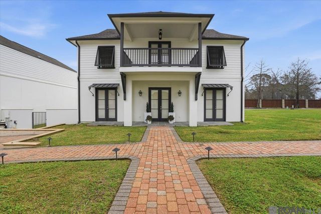7250 Scappare Dr, Oscar, LA 70762