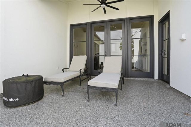 7250 Scappare Dr, Oscar, LA 70762