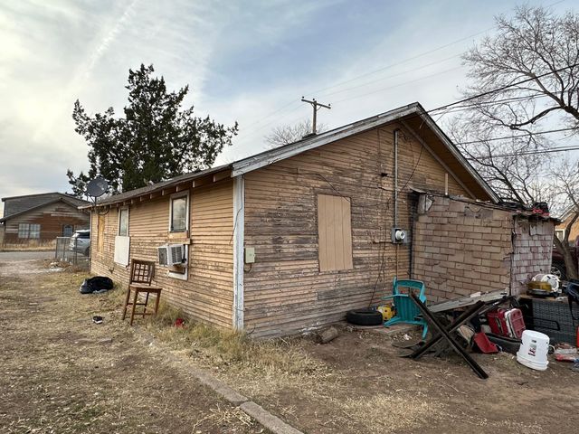 801 RUSSELL Street, Amarillo, TX 79104