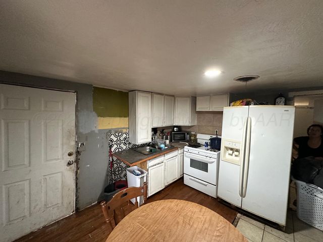 801 RUSSELL Street, Amarillo, TX 79104