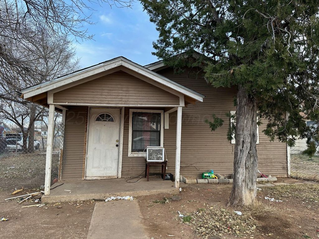 801 RUSSELL Street, Amarillo, TX 79104