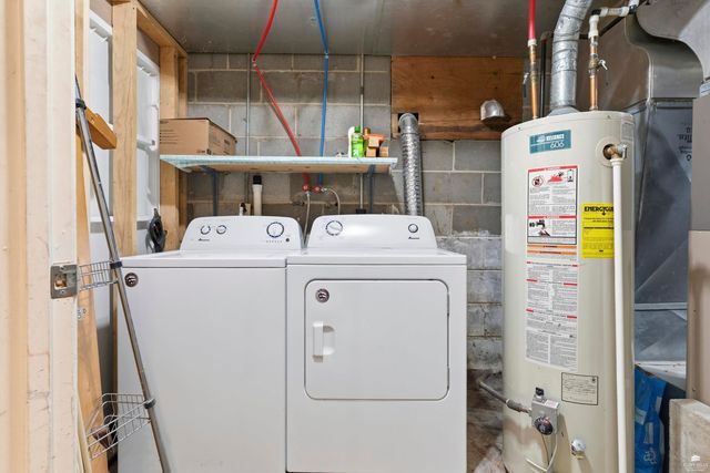 417 Wickham Road, Manhattan, KS 66502