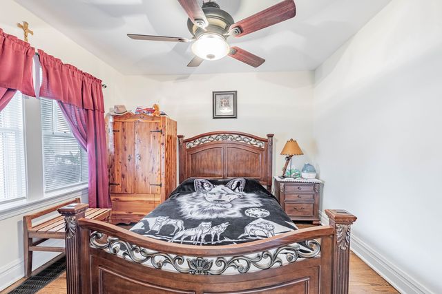 3739 Clinton Avenue, Berwyn, IL 60402