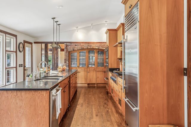 2864 Sawyer Bend Rd, Franklin, TN 37069