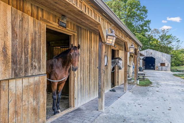 2864 Sawyer Bend Rd, Franklin, TN 37069