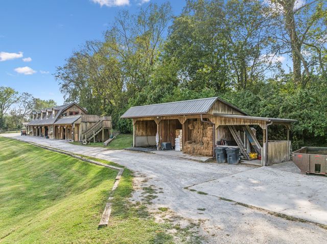 2864 Sawyer Bend Rd, Franklin, TN 37069