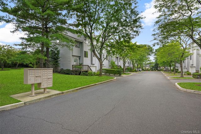 59 Chester Lane, Nanuet, NY 10954