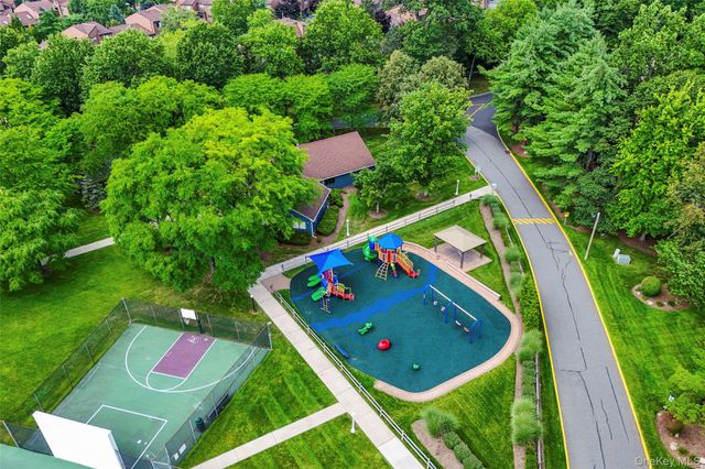 59 Chester Lane, Nanuet, NY 10954