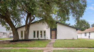 6110 Autumn Forest Drive, Houston, TX 77092