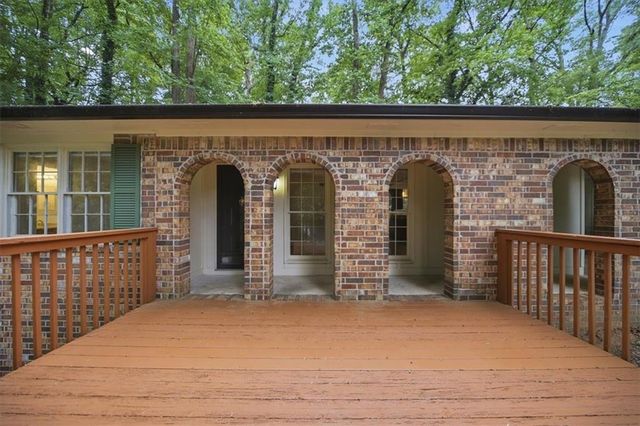 6542 Payton Woods Lane, Tucker, GA 30084