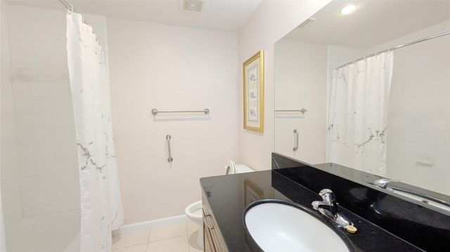 6611 W Sam Houston Parkway S 2G, Houston, TX 77072