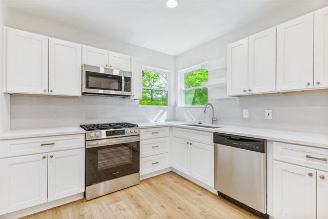 7800 Gaston Avenue, Fort Worth, TX 76116