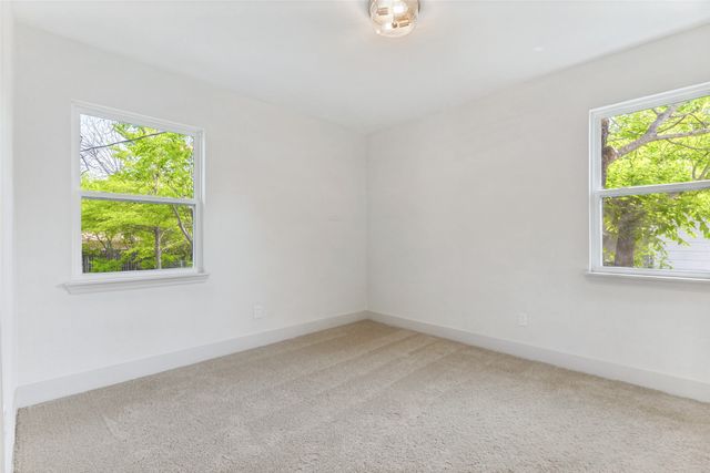 7800 Gaston Avenue, Fort Worth, TX 76116