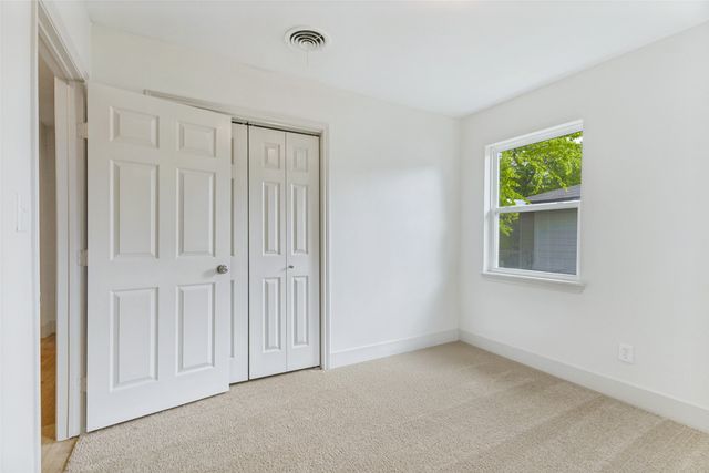 7800 Gaston Avenue, Fort Worth, TX 76116