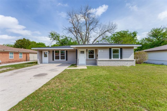 7800 Gaston Avenue, Fort Worth, TX 76116
