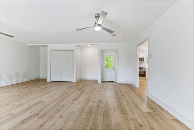 7800 Gaston Avenue, Fort Worth, TX 76116