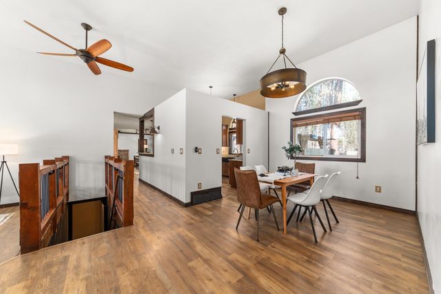 7204 W Kendick Ave, Nine Mile Falls, WA 99026