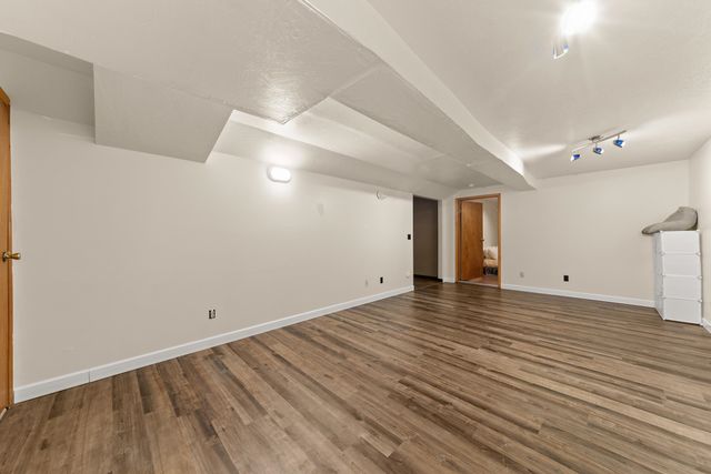 7204 W Kendick Ave, Nine Mile Falls, WA 99026