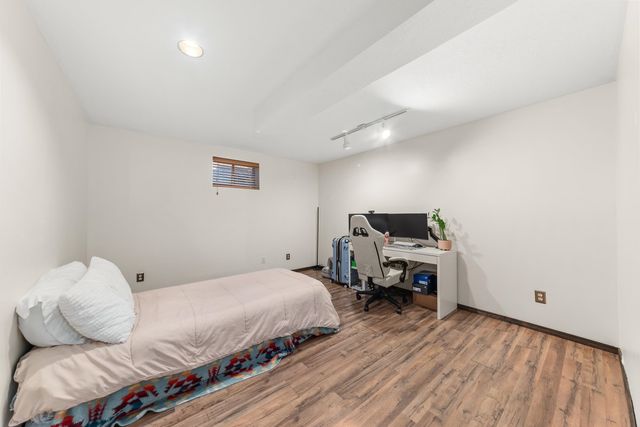 7204 W Kendick Ave, Nine Mile Falls, WA 99026