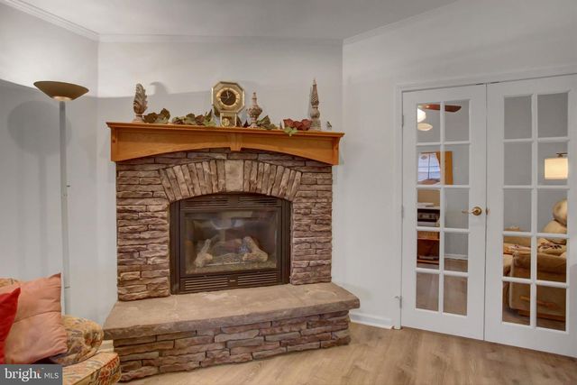 22 LANTERN LN, Shippensburg, PA 17257