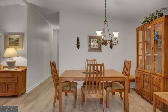 22 LANTERN LN, Shippensburg, PA 17257