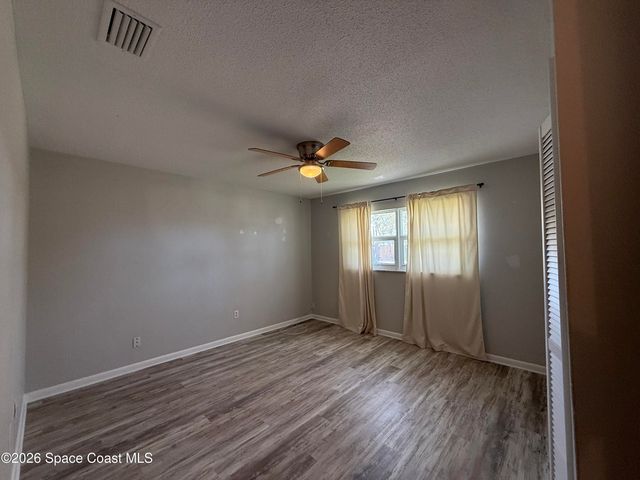 490 Park Avenue, Satellite Beach, FL 32937