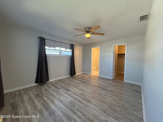 490 Park Avenue, Satellite Beach, FL 32937