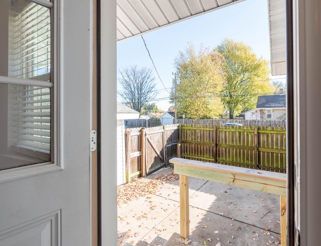 217 S Pickwick Avenue, Springfield, MO 65802